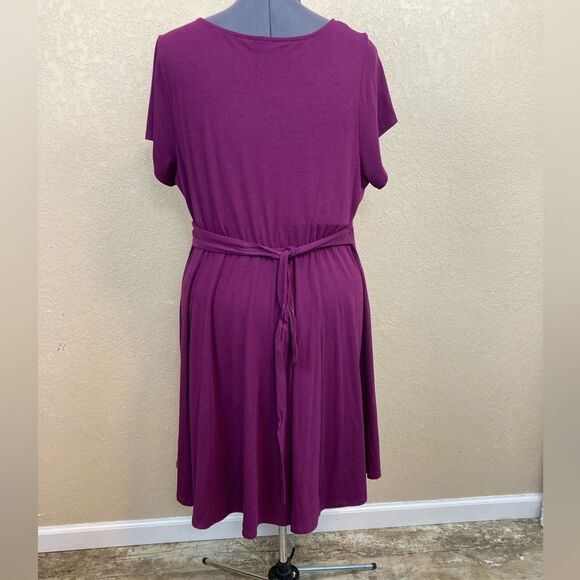 Torrid NWOT Stretch Jersey Dress Short Sleeves, Tie in Back - Picture 3 of 7